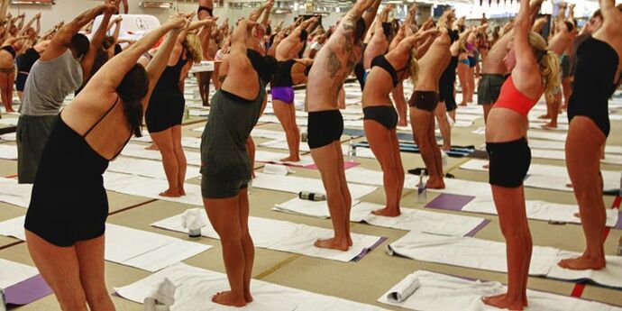 Bikramo joga svorio netekimui